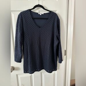 Chico’s navy eyelet blouse 4 XXL